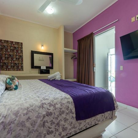 Hotel Casa Mia à Puerto Escondido  Extérieur photo