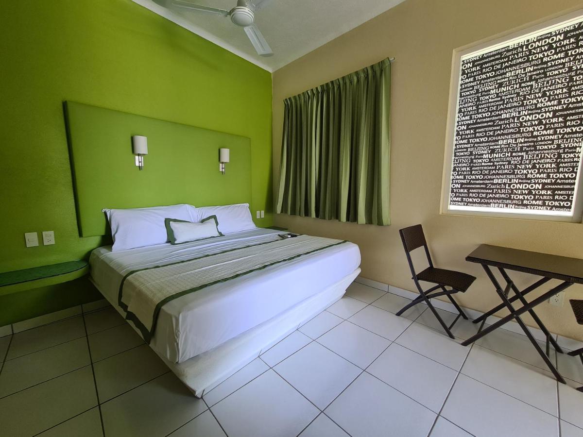Hotel Casa Mia à Puerto Escondido  Extérieur photo