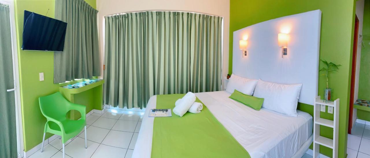 Hotel Casa Mia à Puerto Escondido  Extérieur photo